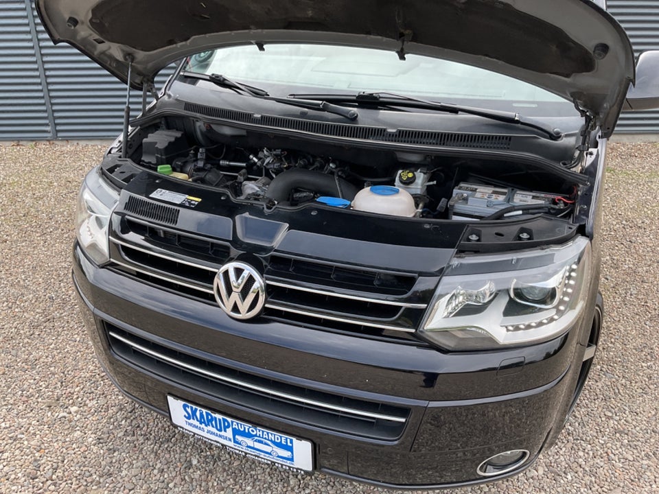 VW Multivan 2,0 TDi 180 Highline DSG 4Motion kort 4d