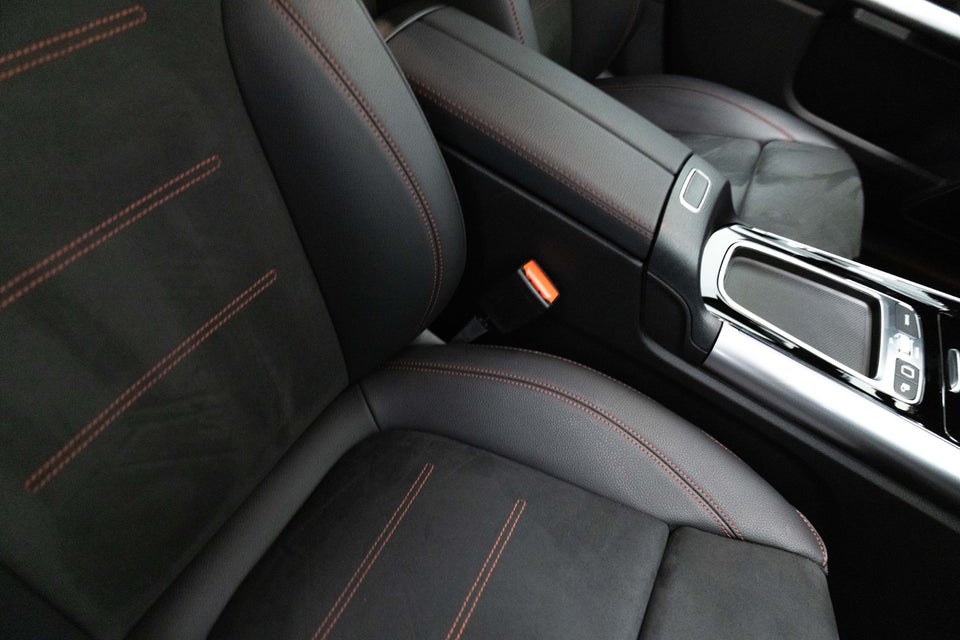 Mercedes EQA350 AMG Premium 4Matic 5d