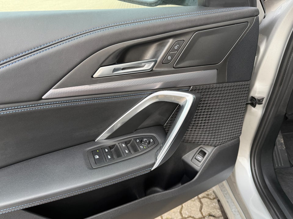BMW iX1 eDrive20 M-Sport 5d