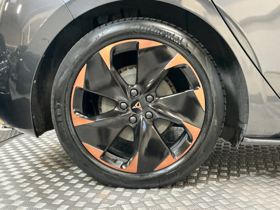 Cupra Born 77 e-Boost Dinamica Pack High 5d