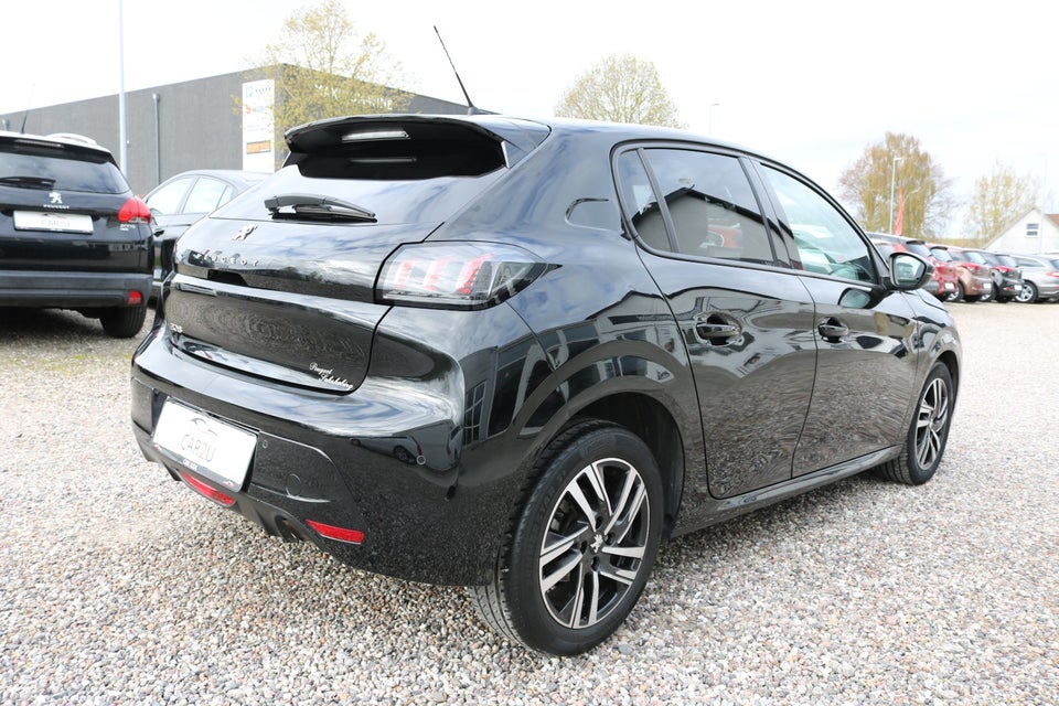 Peugeot 208 1,5 BlueHDi 100 Allure Sky 5d