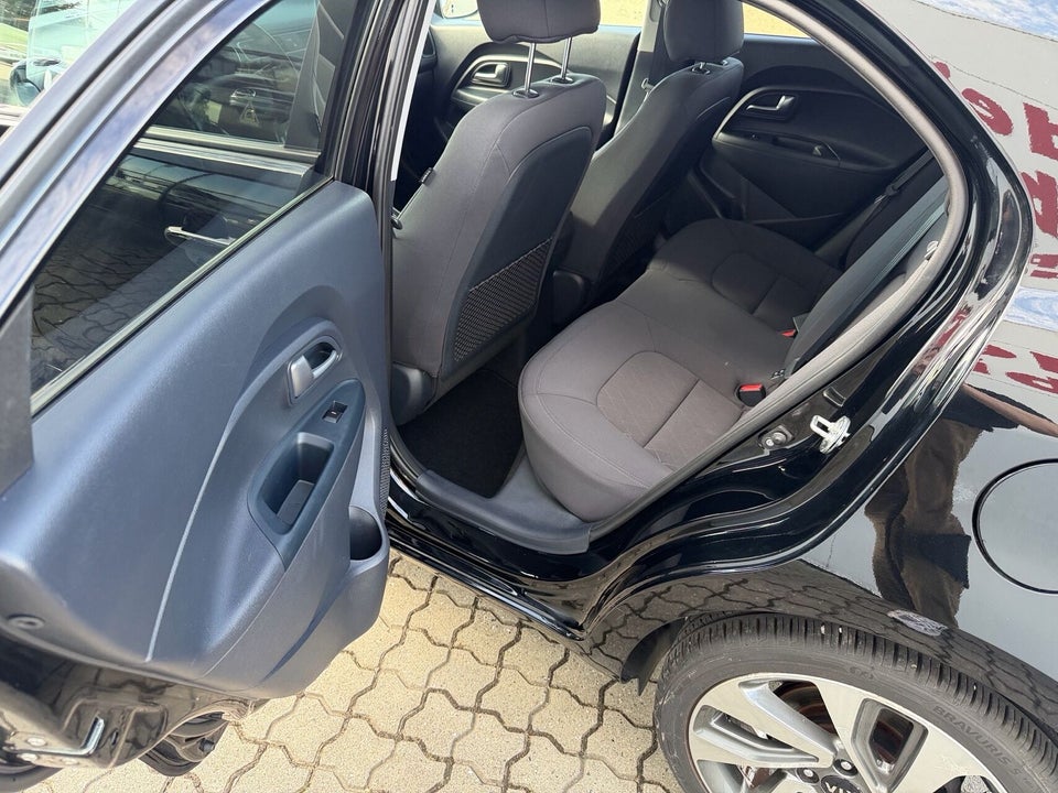 Kia Rio 1,2 CVVT Limited 5d