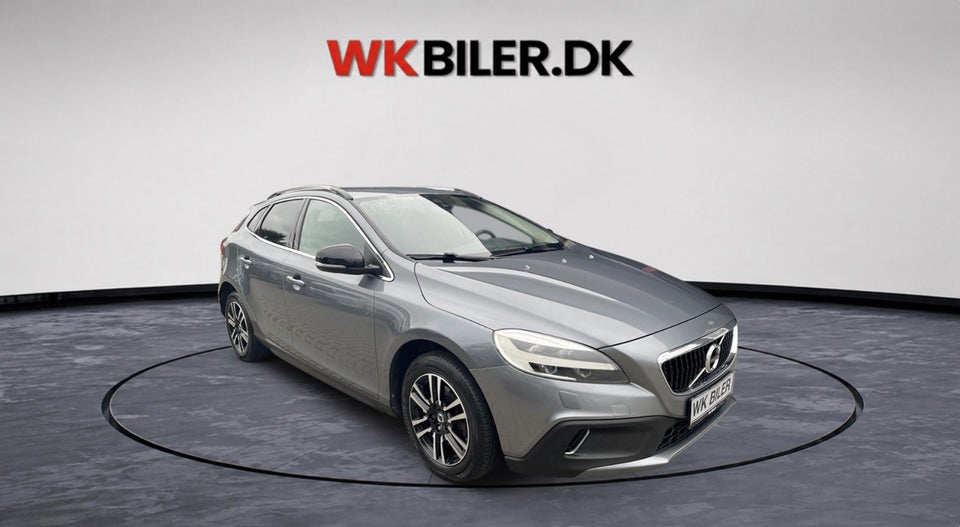 Volvo V40 CC 2,0 D3 150 Momentum aut. 5d