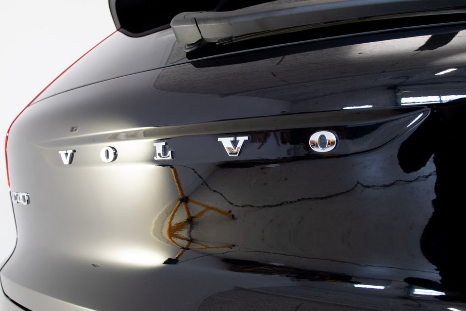 Volvo XC40 P8 ReCharge Twin R-Design 5d