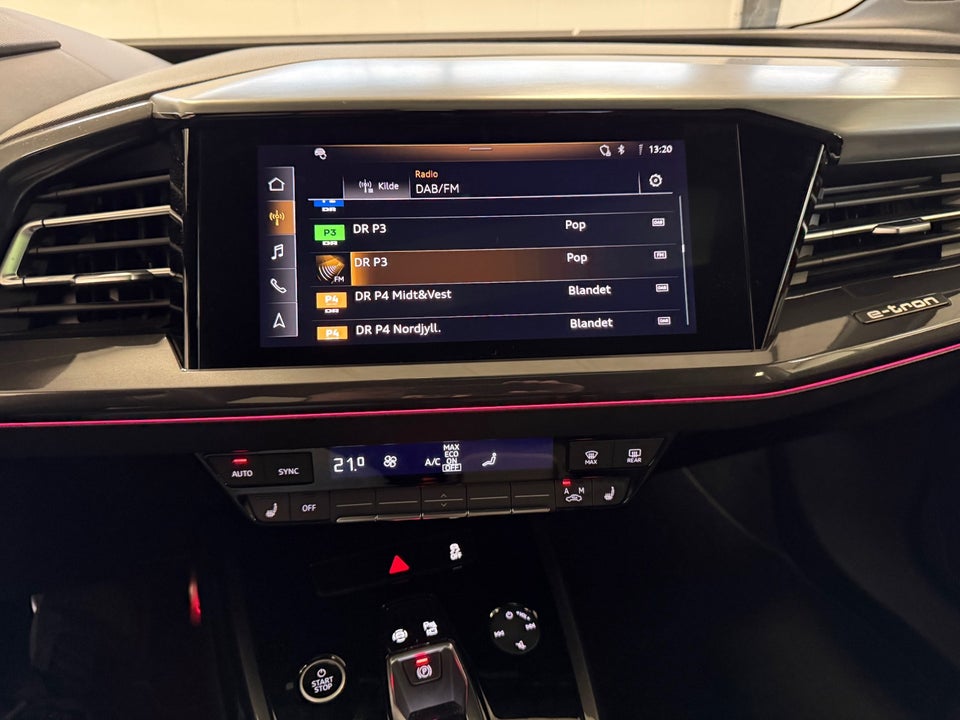 Audi Q4 e-tron 40 S-line 5d