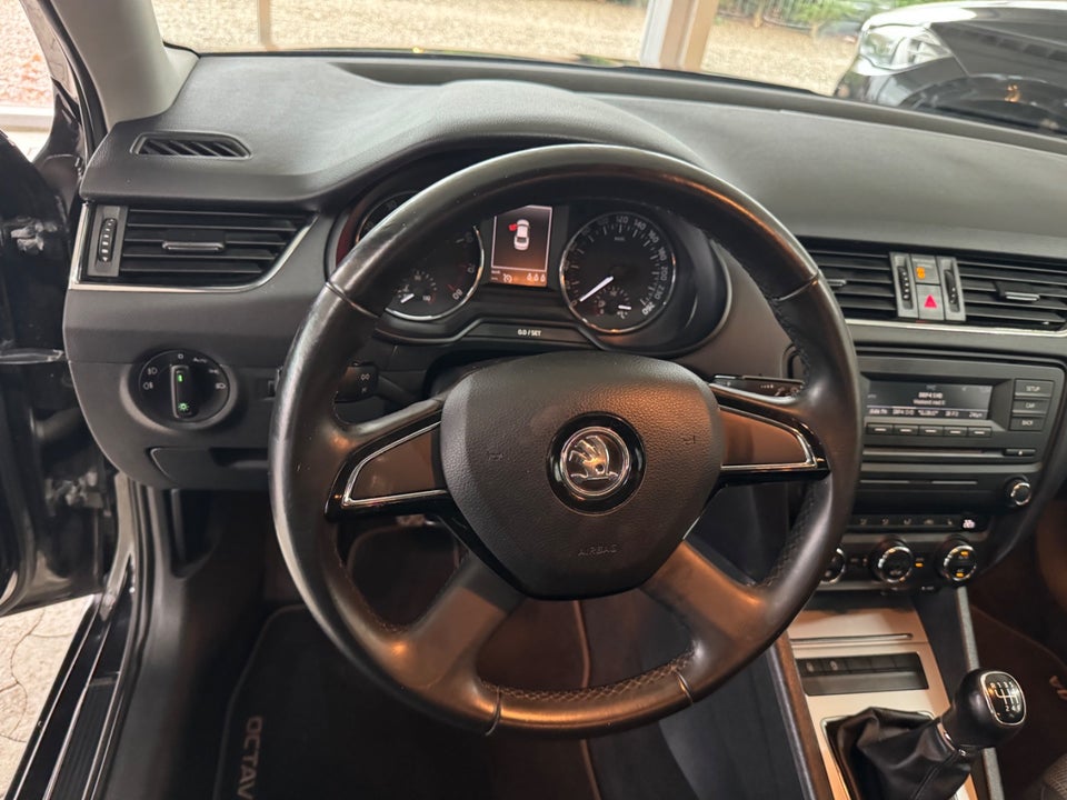 Skoda Octavia 1,2 TSi 105 Elegance 5d