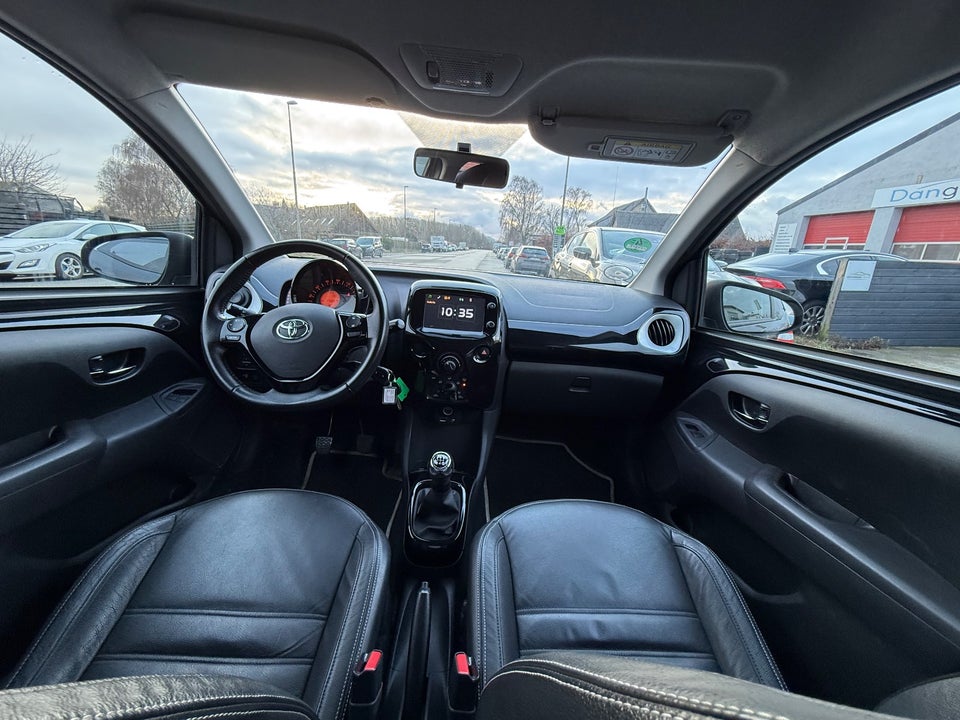 Toyota Aygo 1,0 VVT-i x-cellence 5d