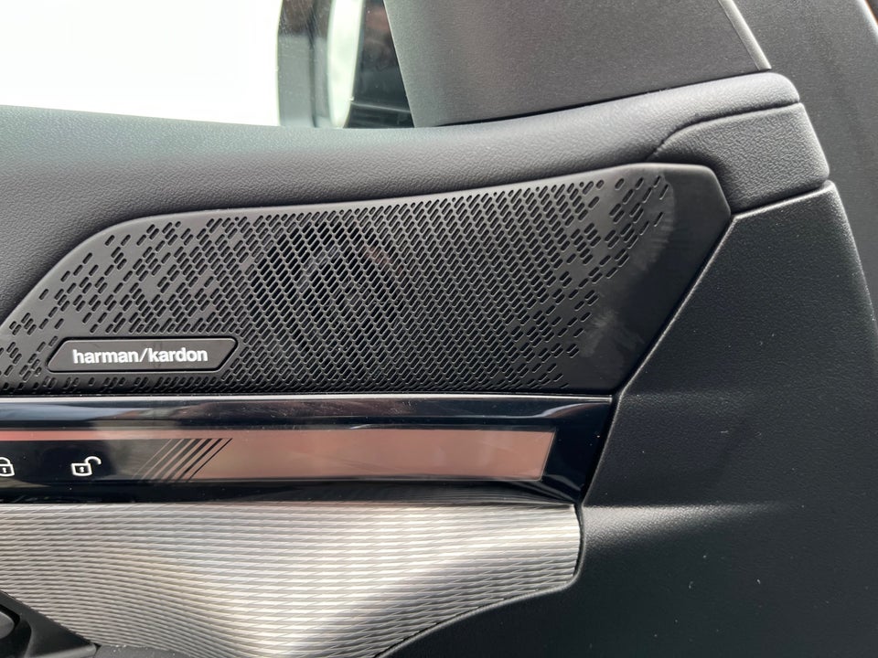 BMW i5 eDrive40 Fully Charged M-Sport 4d