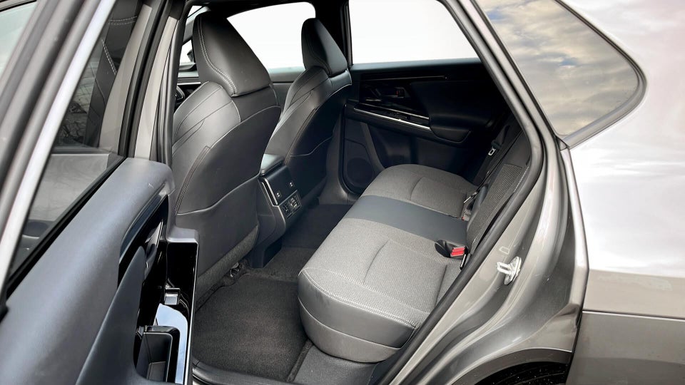 Toyota bZ4X Active 5d