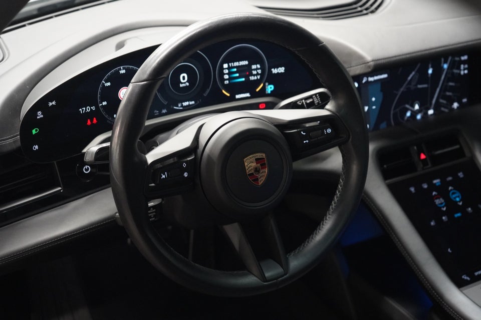 Porsche Taycan Turbo 4d