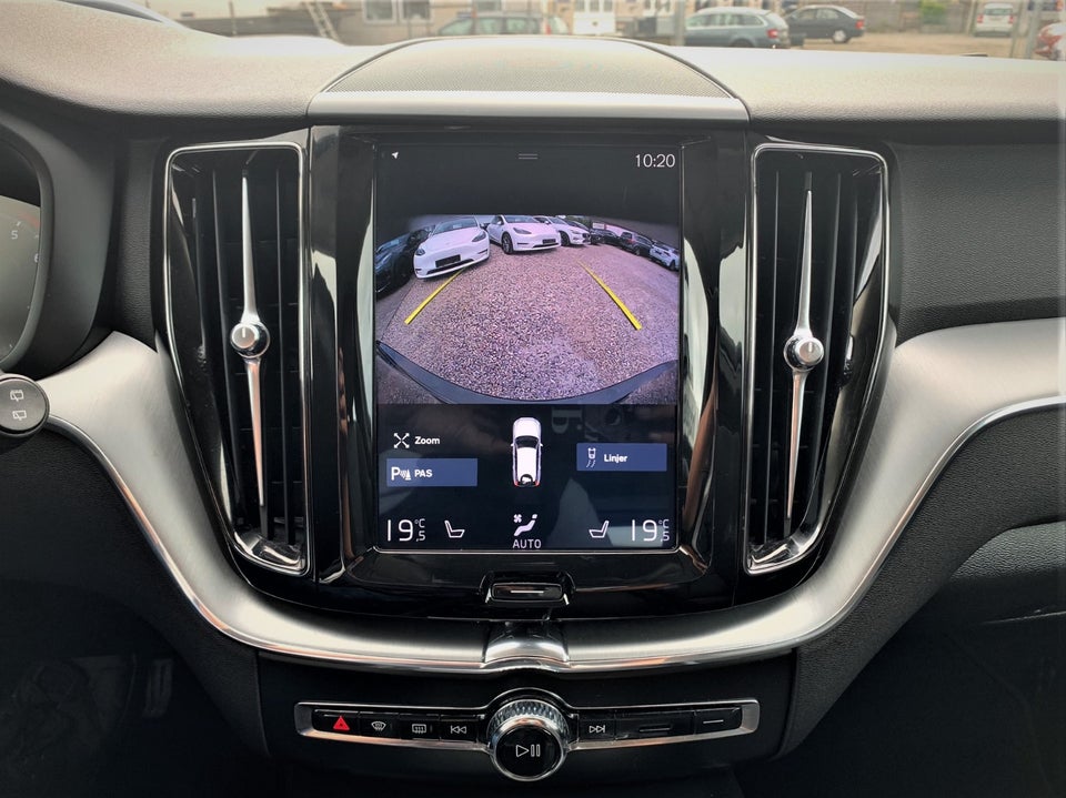 Volvo XC60 2,0 T4 190 Momentum aut. 5d