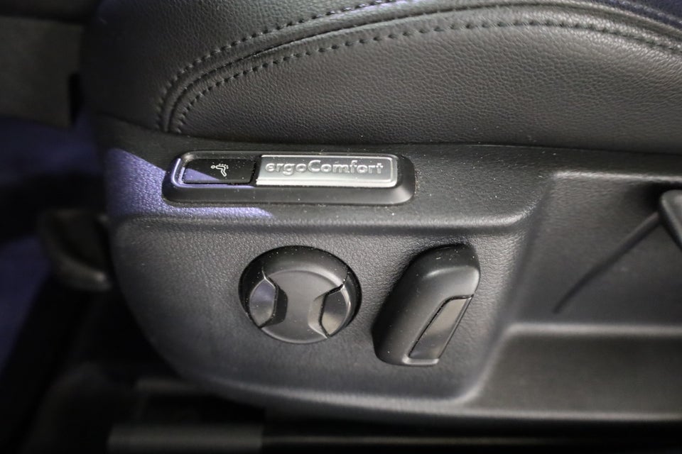 VW Passat 2,0 TDi 150 Highline Variant DSG 5d