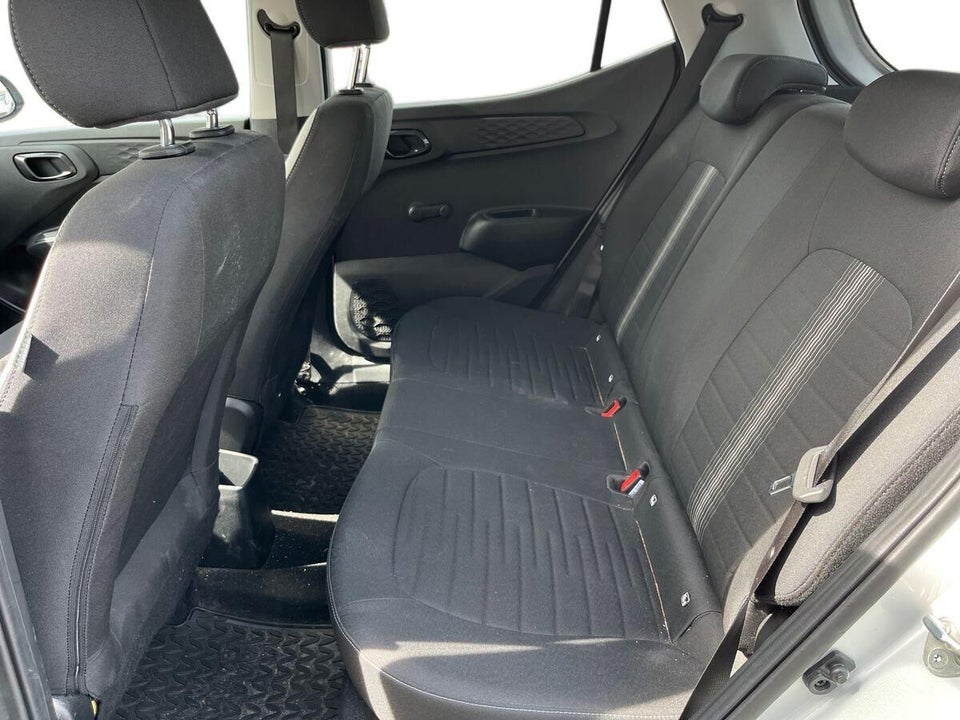 Hyundai i10 1,0 MPi Advanced AMT 5d