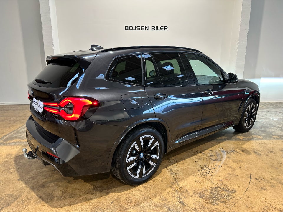 BMW iX3 Charged M-Sport 5d