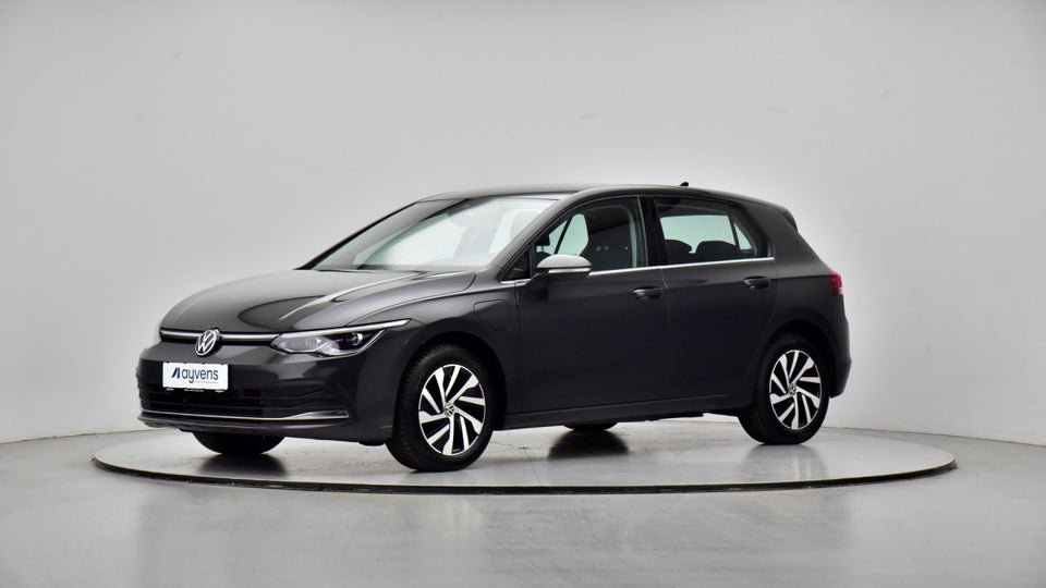 VW Golf VIII 1,4 eHybrid DSG 5d
