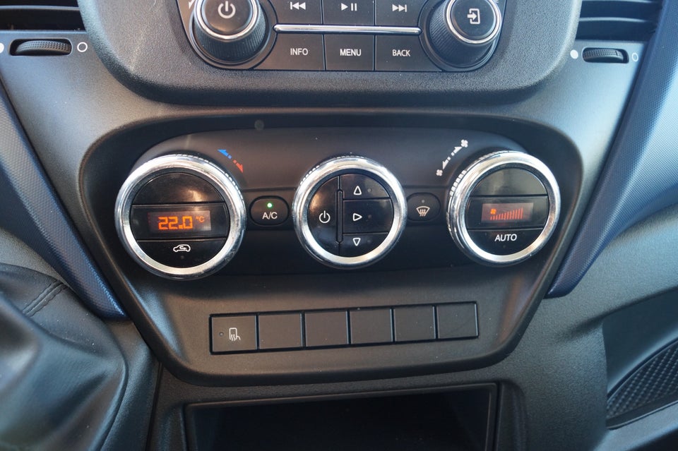Iveco Daily 3,0 35S18 12m³ Van AG8