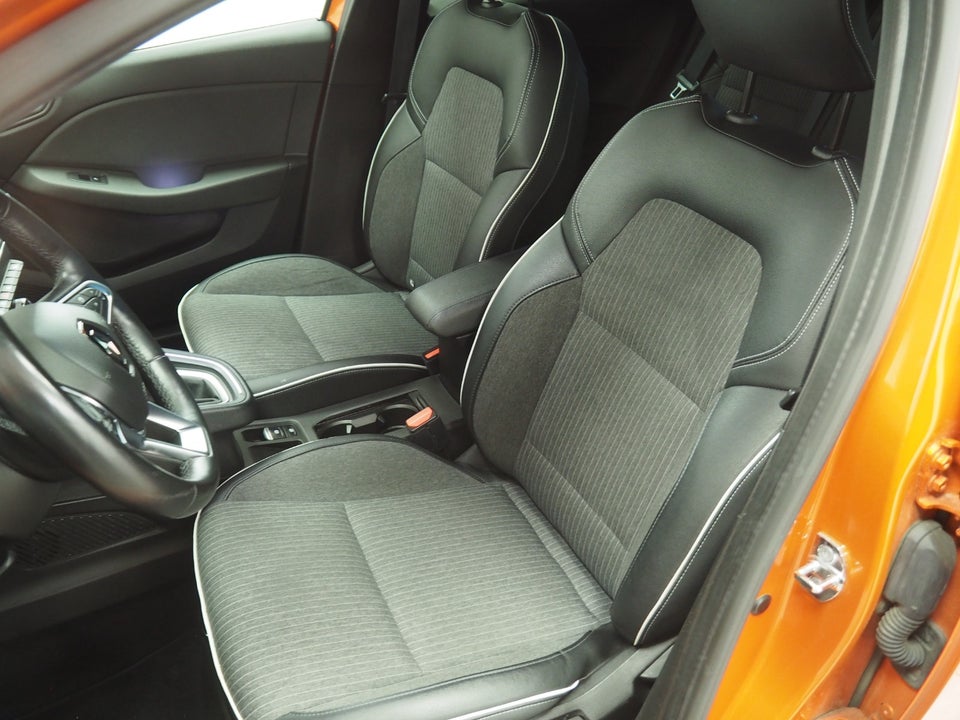 Renault Clio V 1,0 TCe 90 Intens 5d