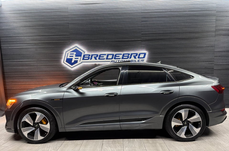 Audi e-tron 55 S-line Sportback quattro 5d