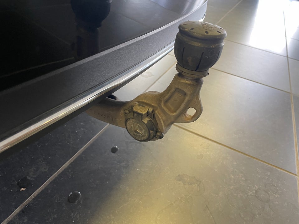 Mercedes C220 d 2,0 Avantgarde stc. aut. 5d