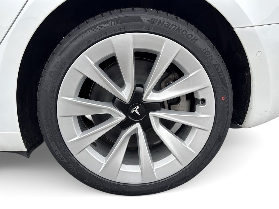 Tesla Model 3 RWD 4d