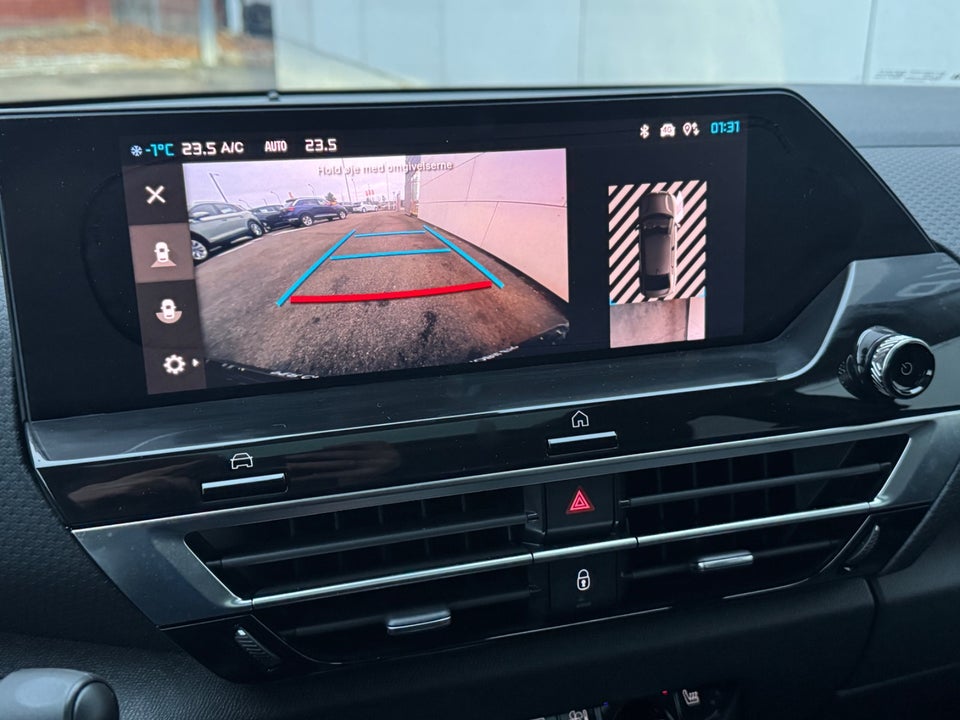 Citroën ë-C4 X 50 Shine 4d