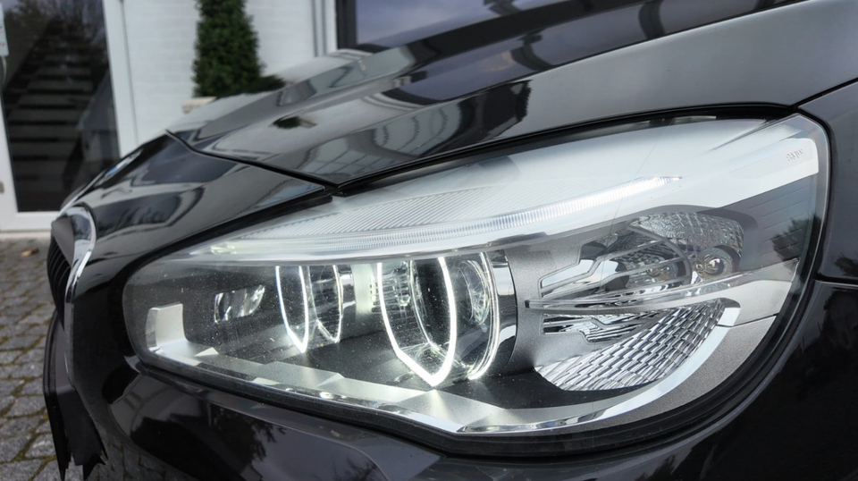 BMW 218i 1,5 Active Tourer Advantage 5d