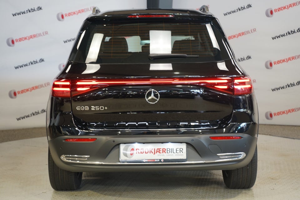 Mercedes EQB250+ Progressive Advance 5d