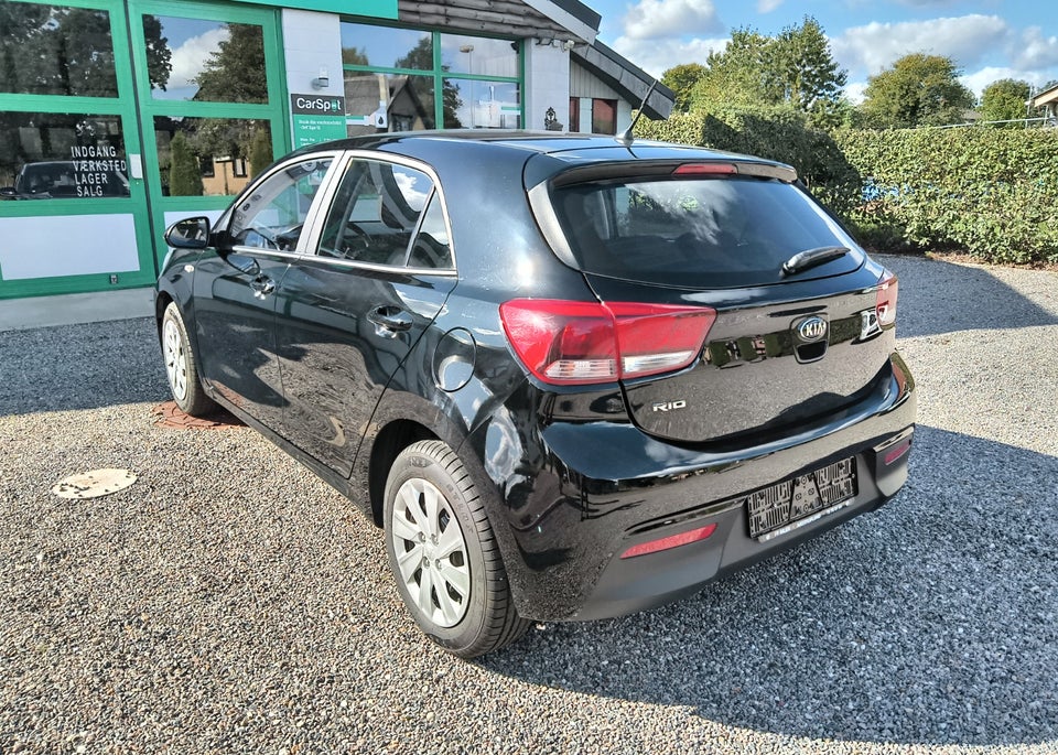 Kia Rio 1,25 MPi Base Line 5d