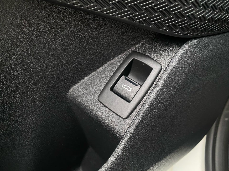 BMW iX1 eDrive20 M-Sport 5d