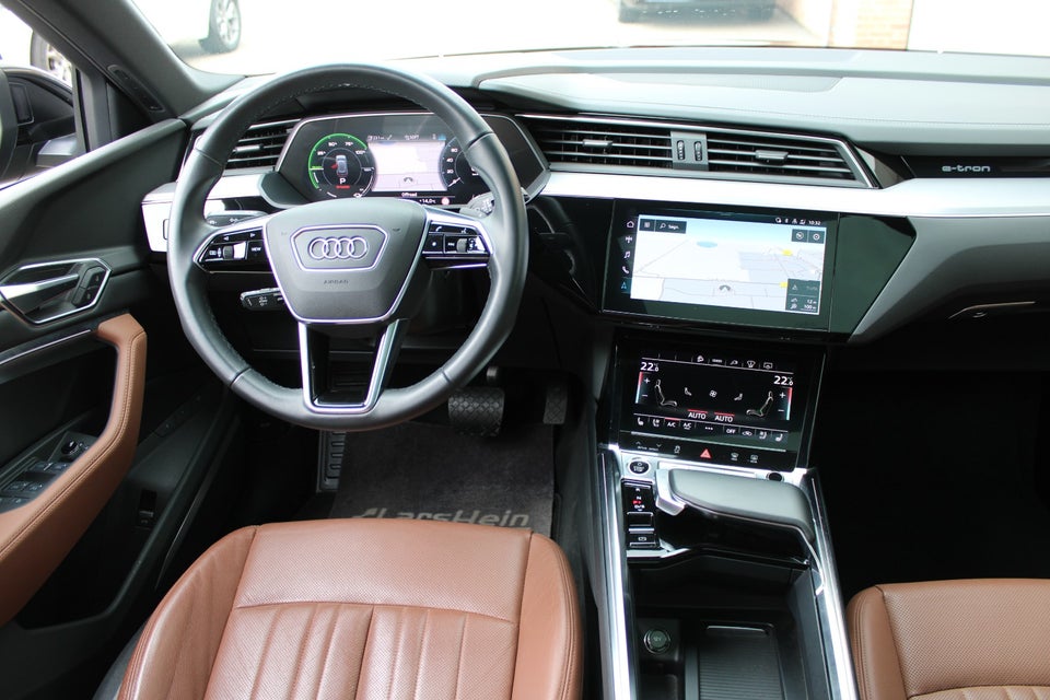 Audi e-tron 55 Advanced quattro 5d
