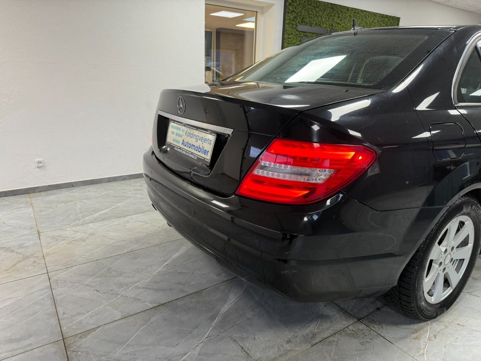 Mercedes C180 1,6 aut. BE 4d