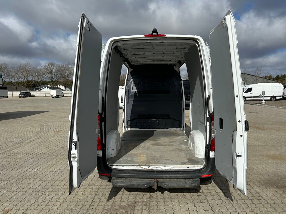 Mercedes Sprinter 215 2,0 CDi A2 Kassevogn aut. FWD