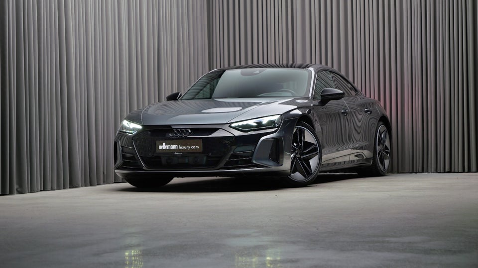 Audi e-tron GT quattro 4d