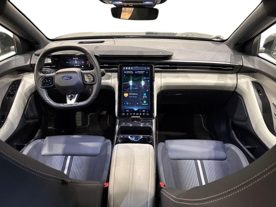 Ford Capri 77 Select Extended Range 5d