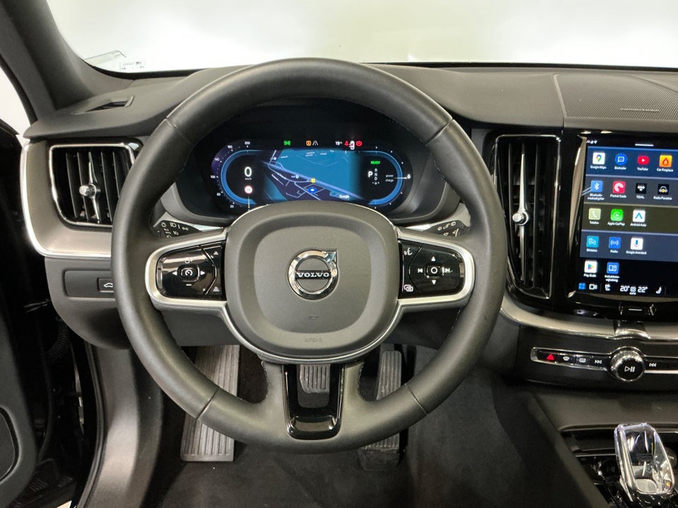 Volvo XC60 2,0 T6 ReCharge Plus Dark aut. AWD 5d