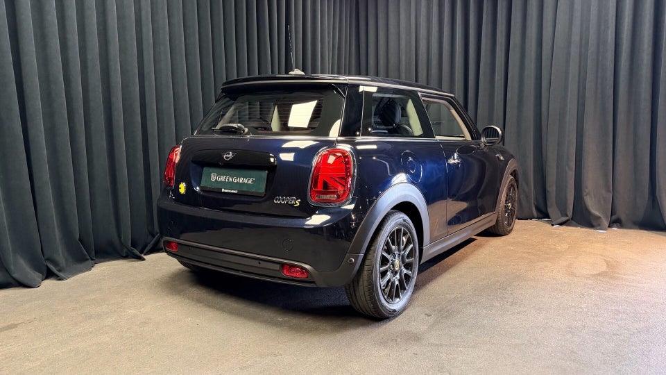 MINI Cooper SE Classic Trim 3d