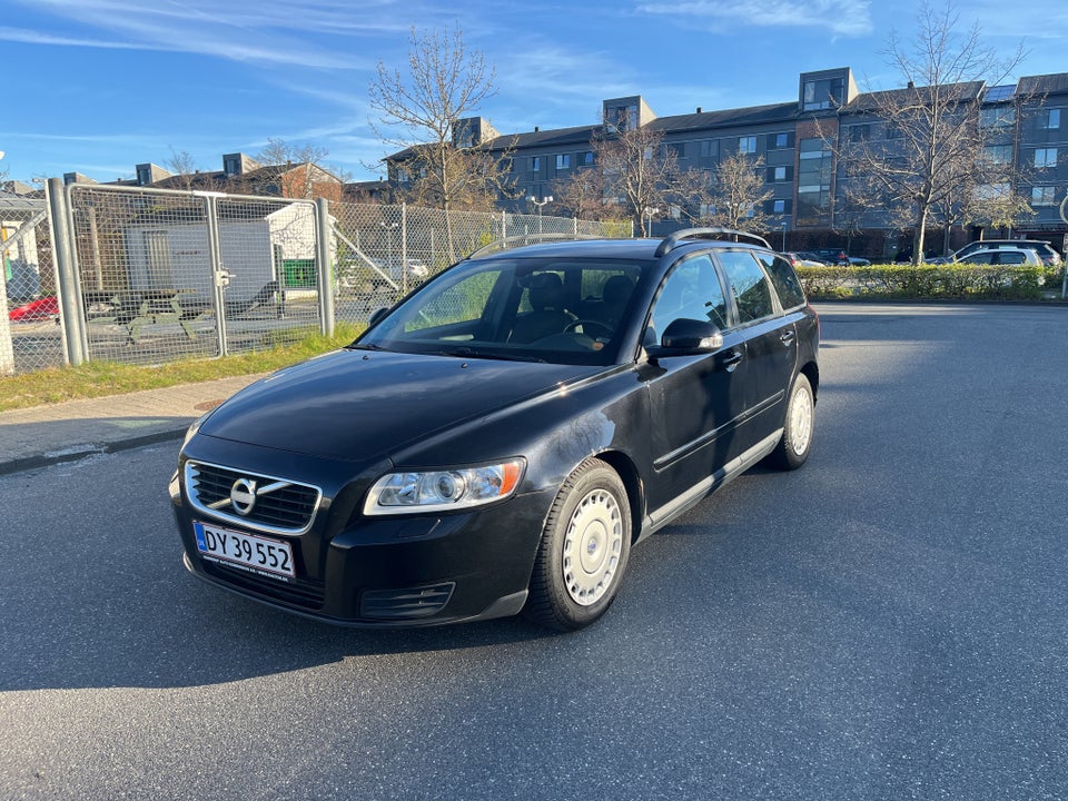 Volvo V50 1,6 D2 115 Kinetic 5d