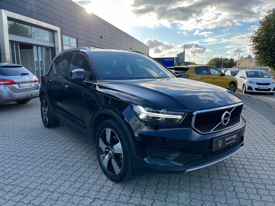 Volvo XC40 2,0 T4 190 Momentum aut. 5d