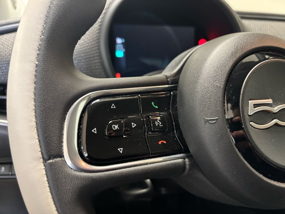 Fiat 500e 42 la Prima by Bocelli 3+1 4d
