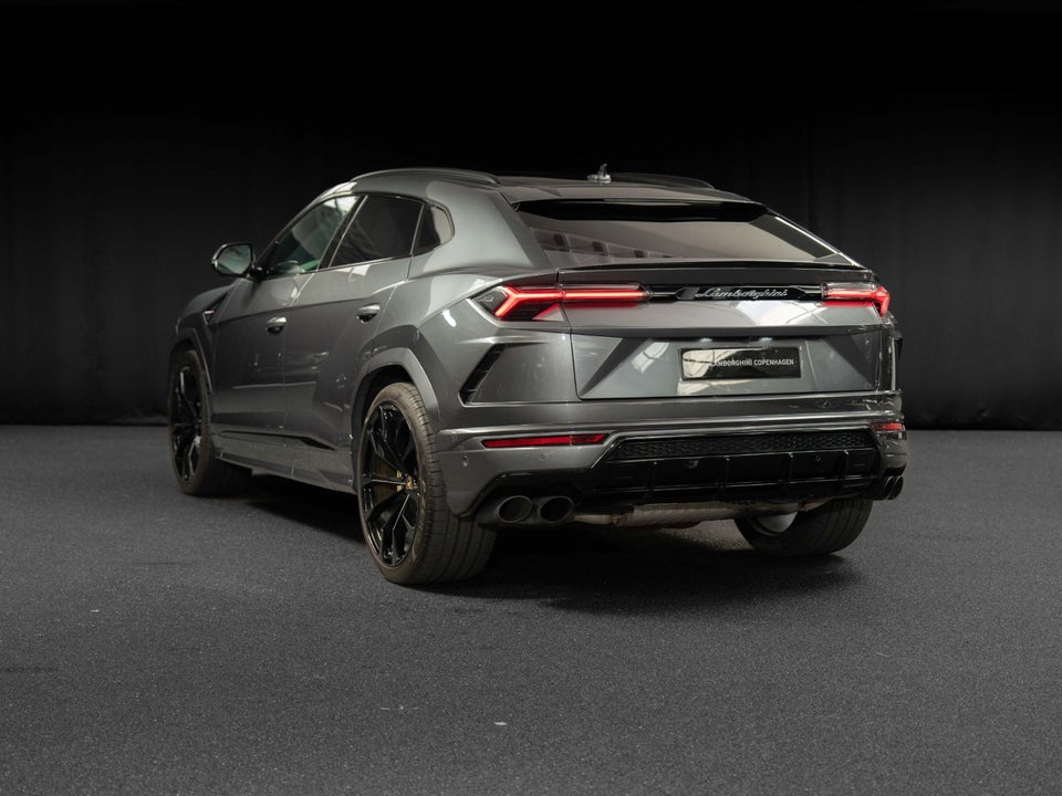 Lamborghini Urus 4,0  5d