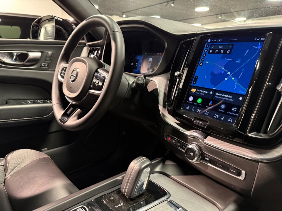 Volvo XC60 2,0 B4 197 R-Design aut. 5d