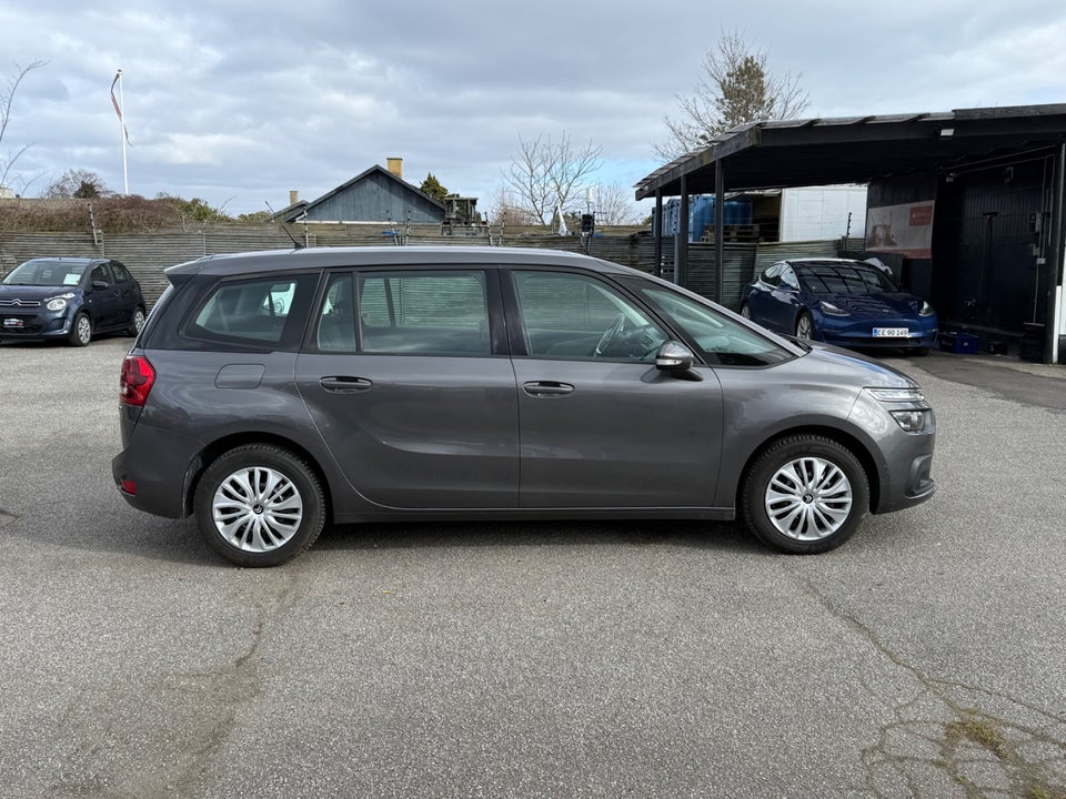 Citroën Grand C4 Picasso 1,2 PureTech 130 Attraction 7prs 5d