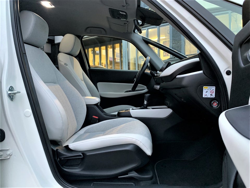 Honda Jazz 1,5 i-MMD Executive eCVT 5d