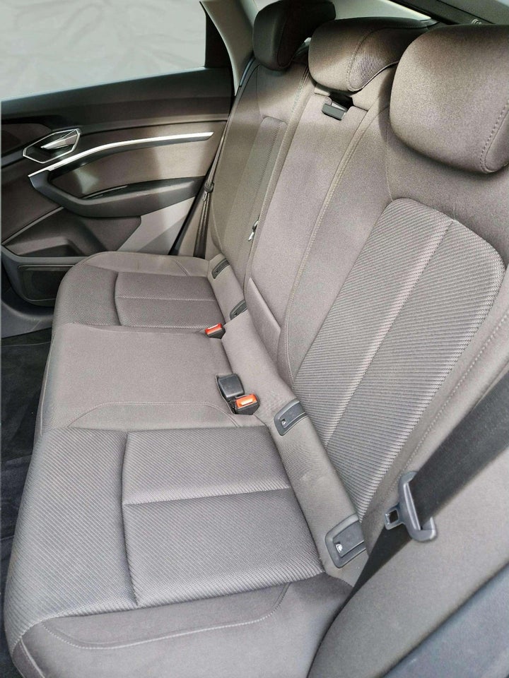 Audi e-tron 55 Advanced Sportback quattro 5d