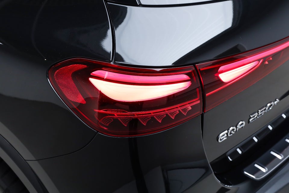 Mercedes EQA250+ AMG Premium 5d
