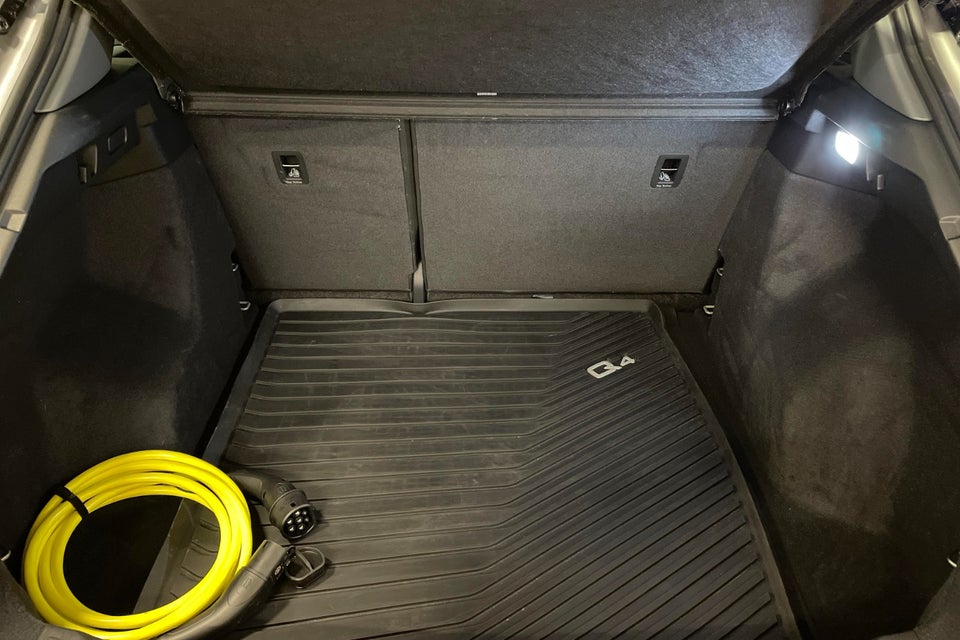 Audi Q4 e-tron 45 Progress 5d