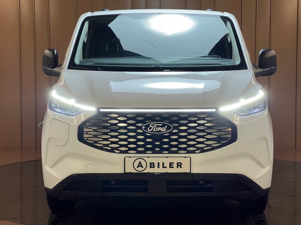 Ford E-Transit Custom 320S 64 Trend