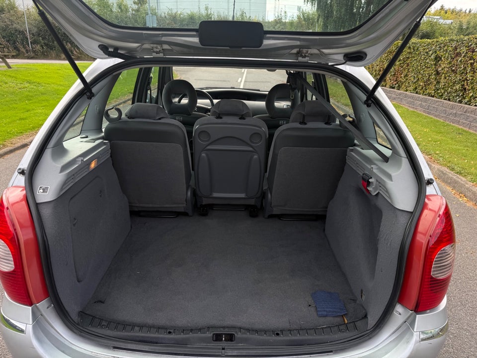 Citroën Xsara Picasso 1,8i 16V Prestige 5d