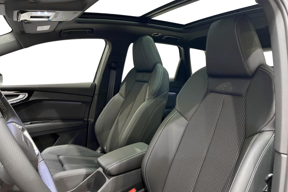 Audi Q4 e-tron 45 S-line Edition 5d