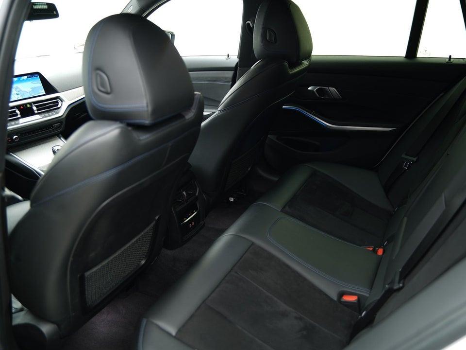 BMW 330e 2,0 Touring M-Sport aut. 5d